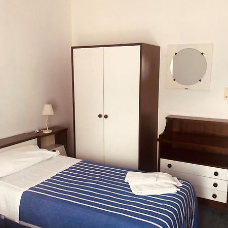 Hotel Mediterraneo Guardia Piemontese Terme Esterno foto